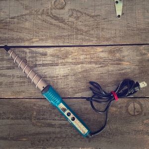 Wand hair curler!!!!